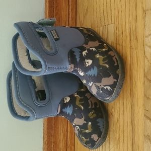 Baby Bogs, size 4
